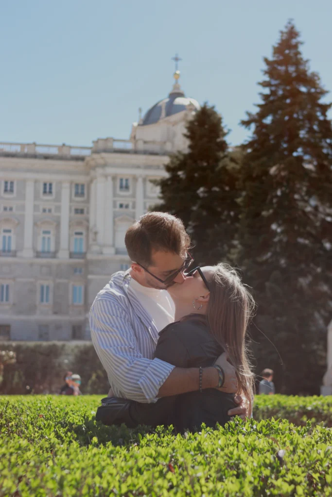 Arturo Cordero Fotografía-Fotógrafo en Madrid-Sesiones de fotos-familia-compromiso-bodas-retratos-postboda--lugares-Palacio-Real-Jardines-sabatini (2)