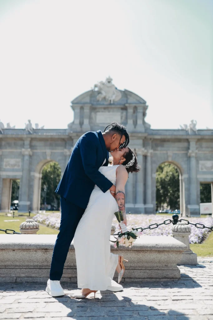 Arturo Cordero Fotografía-Fotógrafo en Madrid-Sesiones de fotos-familia-compromiso-bodas-retratos-postboda--lugares-Puerta-Alcalá-retiro (5)