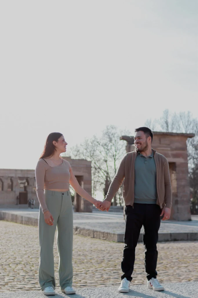 Arturo Cordero Fotografía-Fotógrafo en Madrid-Sesiones de fotos-familia-compromiso-bodas-retratos-postboda-lugares-Templo de Debod