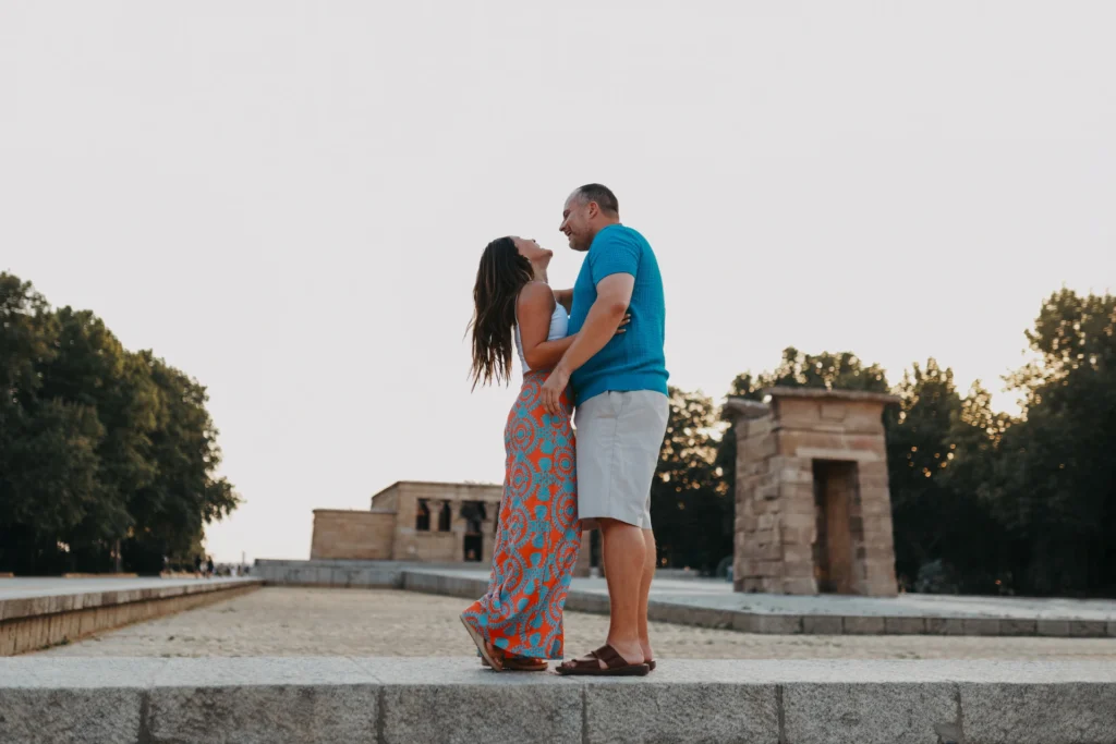 Arturo Cordero Fotografía-Fotógrafo en Madrid-Sesiones de fotos-familia-compromiso-bodas-retratos-postboda-lugares-Templo de Debod (3)
