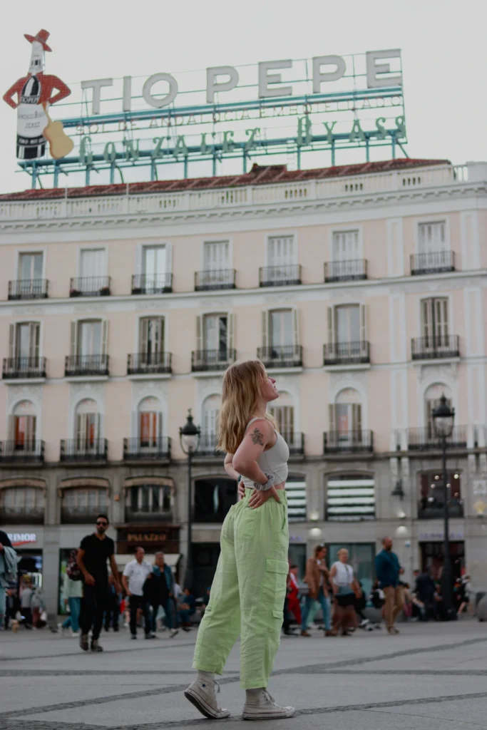 Arturo Cordero Fotografía-Fotógrafo en Madrid-Sesiones de fotos-familia-compromiso-bodas-retratos-postboda--lugares-puerta-del-sol (2)
