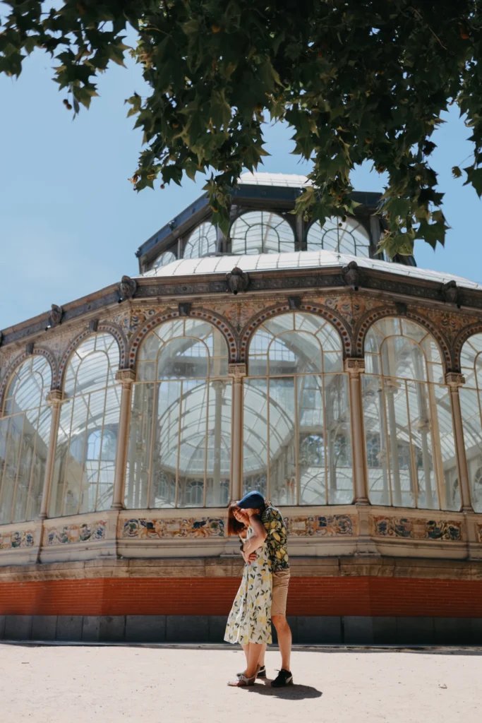 Arturo Cordero Fotografía-Fotógrafo en Madrid-Sesiones de fotos-familia-compromiso-bodas-retratos-postboda-parque retiro-lugares-Palacio-de-cristal