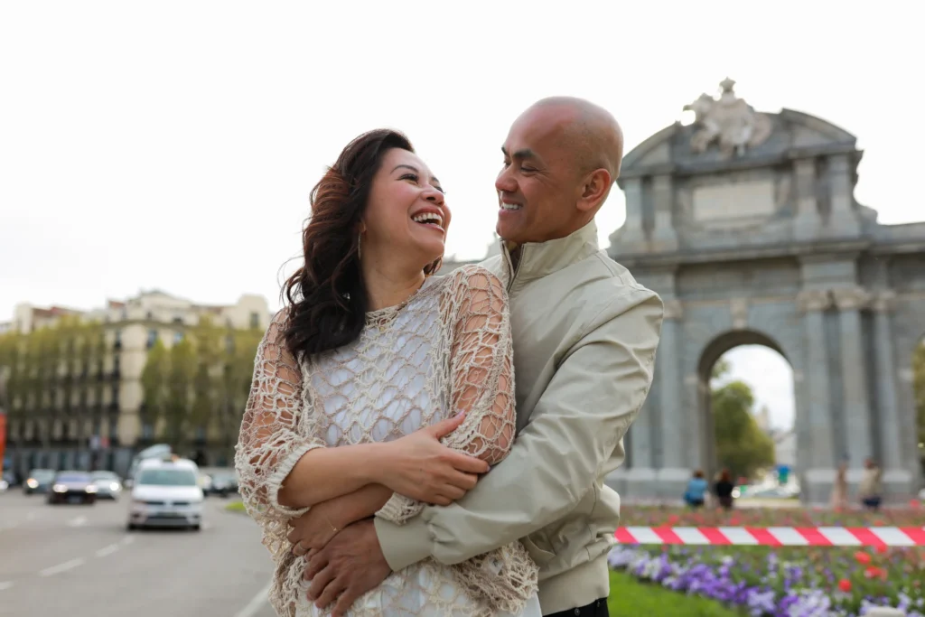 Sesiones de fotos en pareja en Madrid_ www.arturocordero.es Fotógrafo en Madrid - enamorados novios pareja (2)