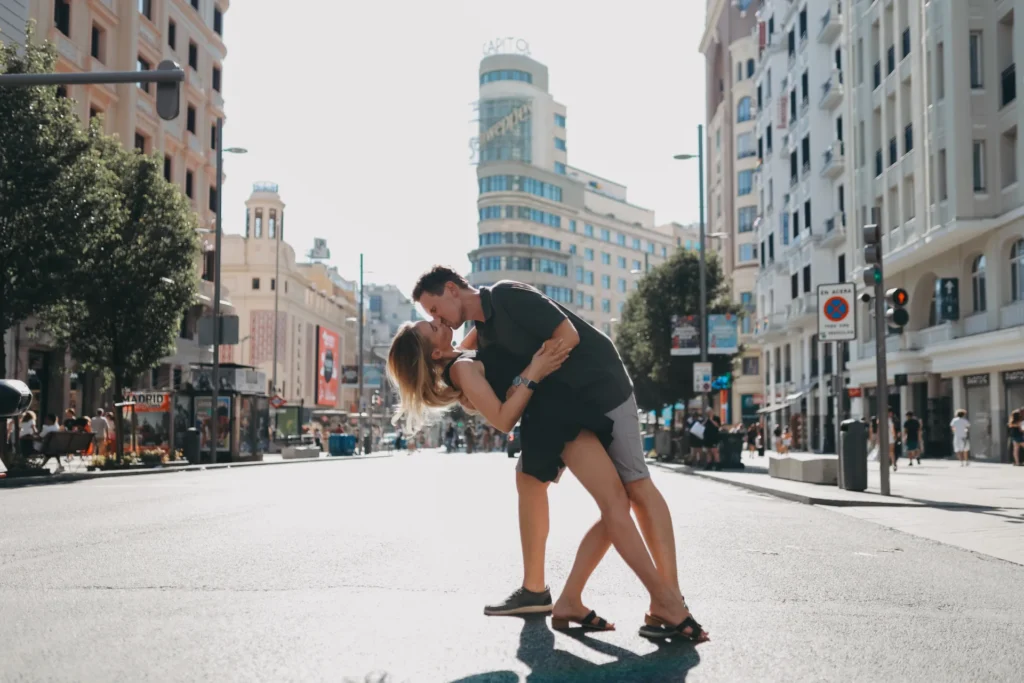 sesion-fotografia-pareja - www.arturocordero.es Fotógrafo en Madrid Gran vía - Plaza callao