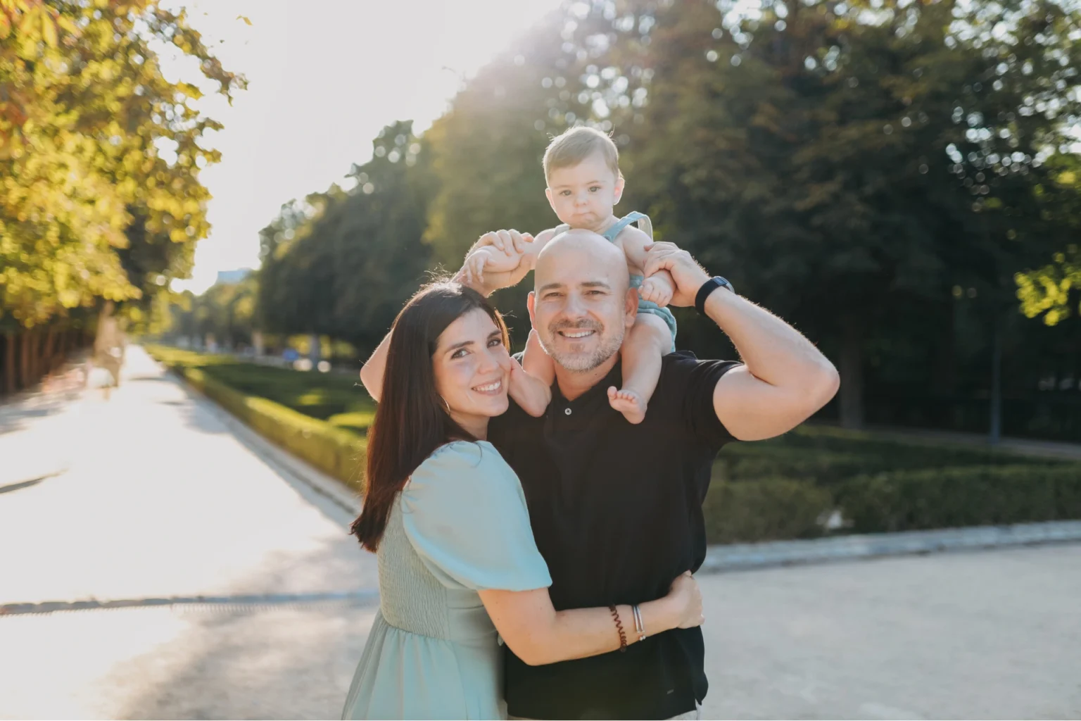 www.arturocordero.es Arturo Cordero Fotografía – Fotógrafo de Familias en Madrid – Sesiones de Fotos Familiares, Bebés, Bautizos y Revelación de Sexo - Parque Retiro